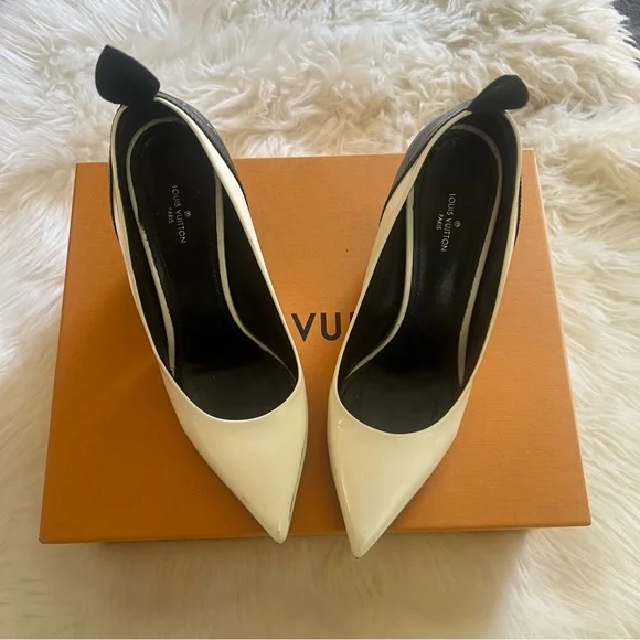 *SOLD* LOUIS VUITTON Pump Heels Wedge Leather Snake LV Print - Picture 5 of 11